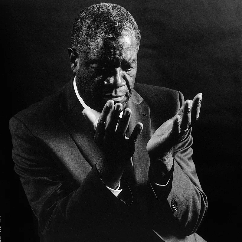 Black and white photography of Denis Mukwege