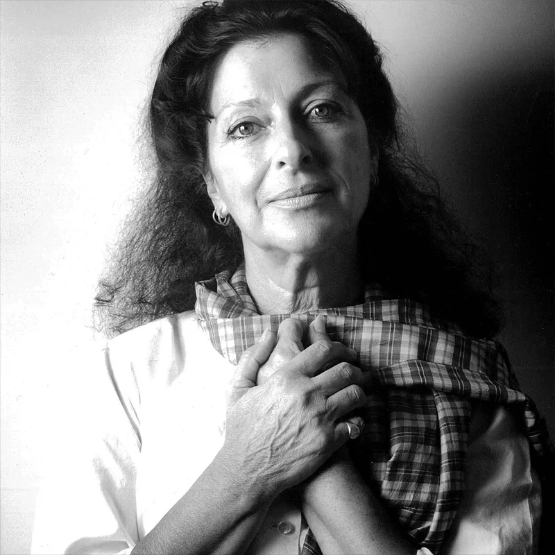 Black and white photography of Marie De La Soudière